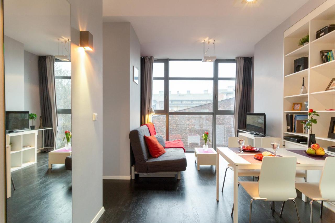 Secret Charm Fully Equipped Apt With Balcony Краків Екстер'єр фото