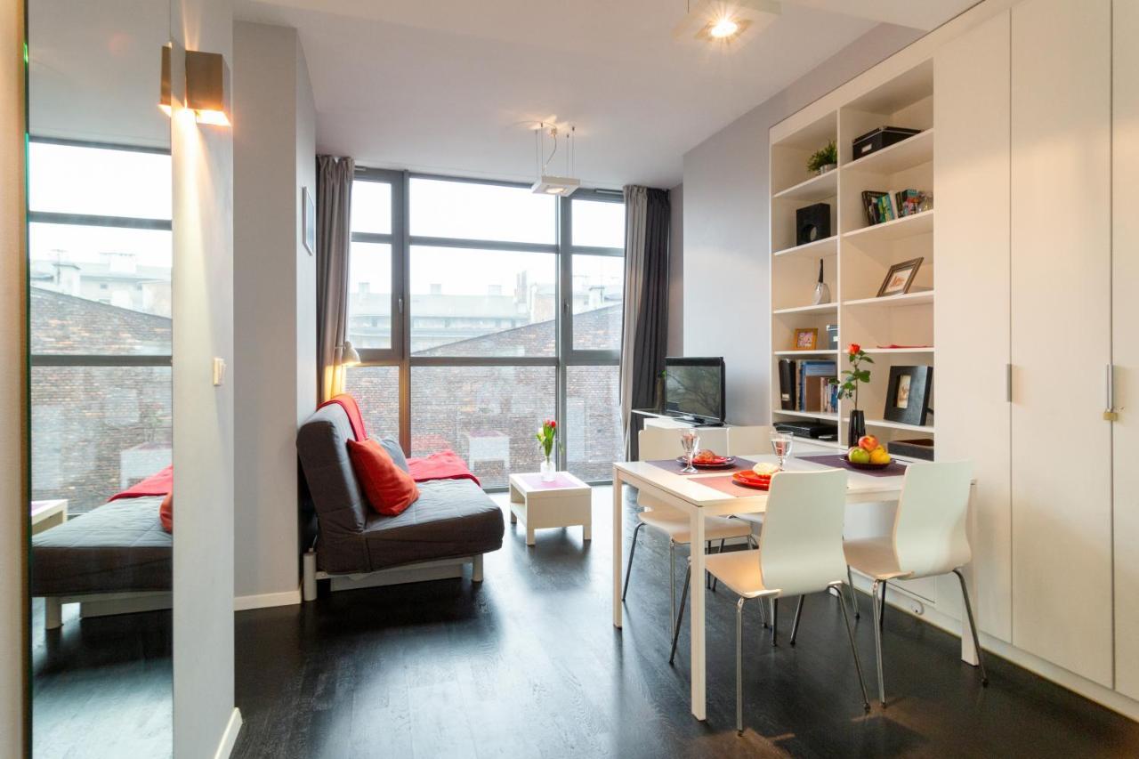 Secret Charm Fully Equipped Apt With Balcony Краків Екстер'єр фото