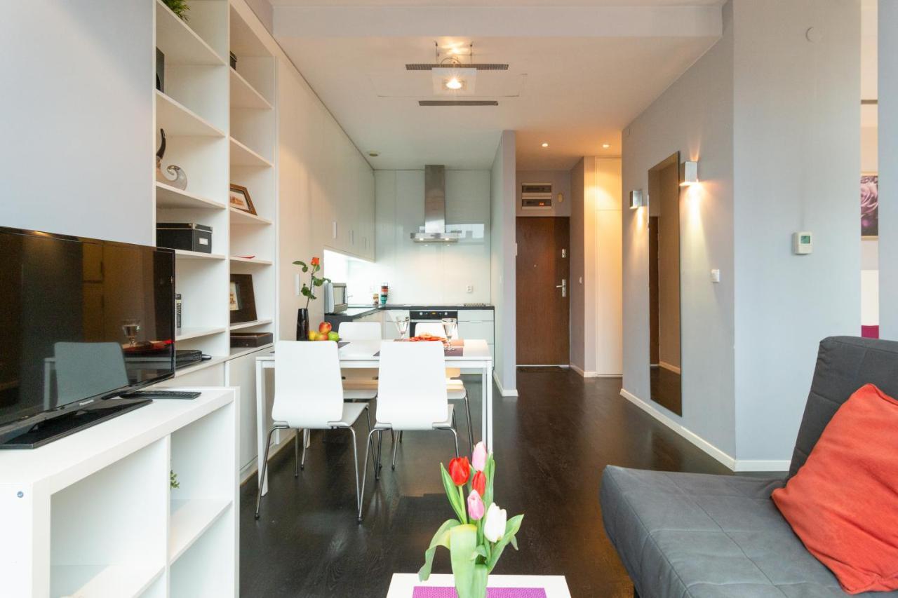 Secret Charm Fully Equipped Apt With Balcony Краків Екстер'єр фото